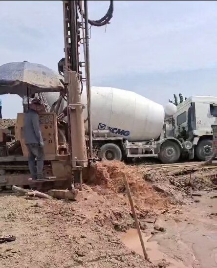 金寨岩石井施工